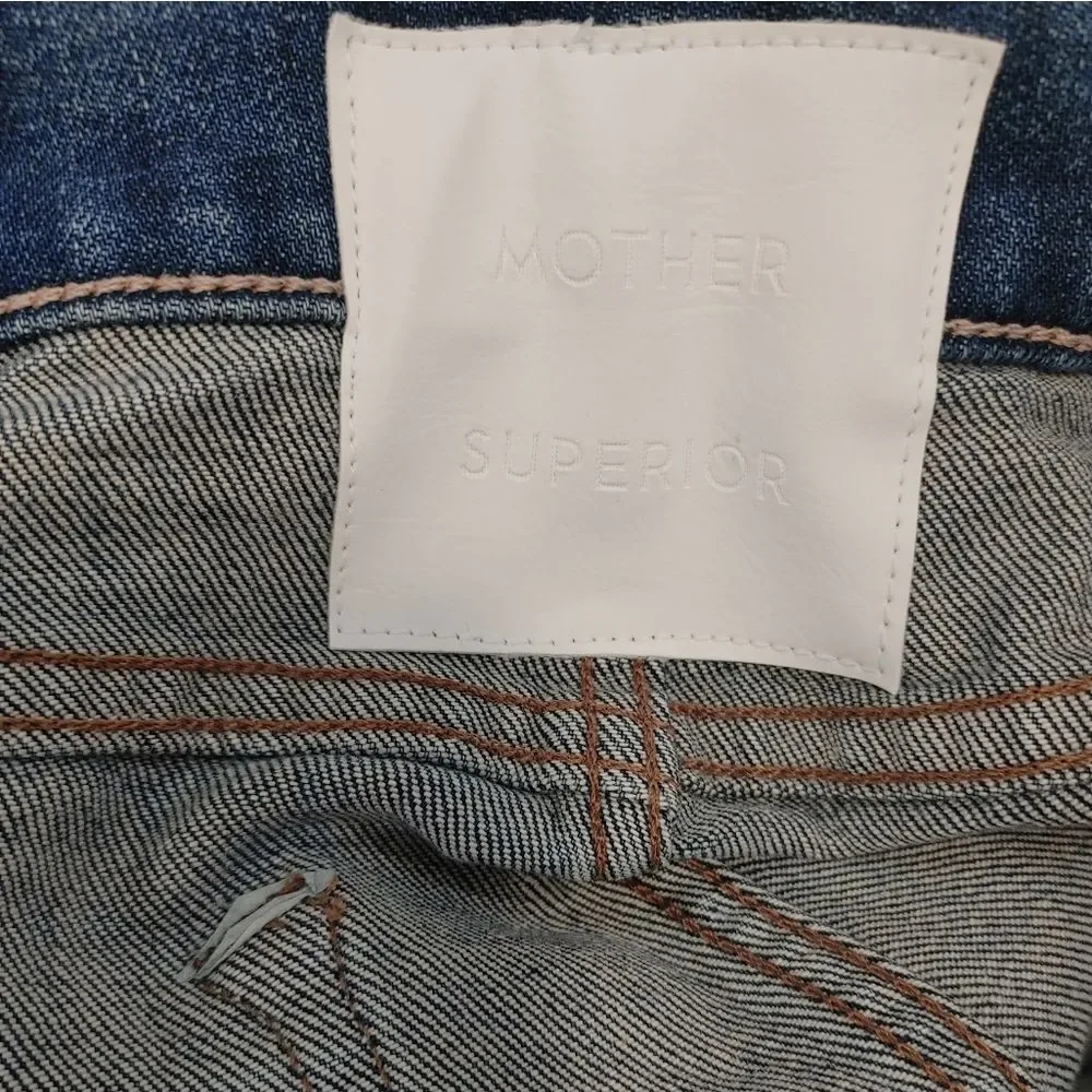 MOTHER high-rise, straight leg kick it jean in Tell it to the Pope Size 28